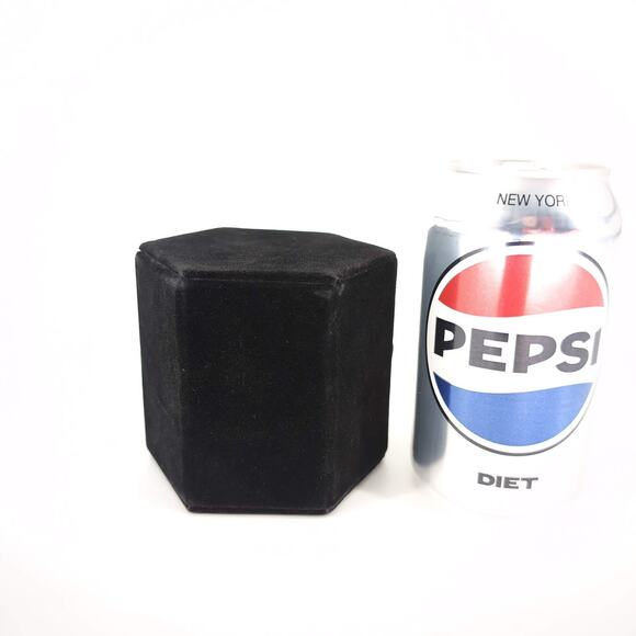 Black Velvet Hexagon Jewelry Display Ring Earrings Pendant Necklace Riser  - GUC - Picture 2 of 12